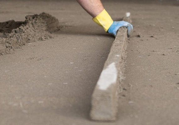 Offerte aanvragen - HS Dekvloeren - Zandcement vloer en Egaline vloer - Overal in Nederland met eigen vrachtwagen