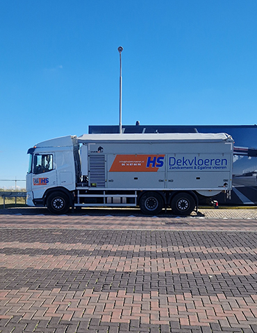 HS Dekvloeren - Zandcement vloer en Egaline vloer - Overal in Nederland met eigen vrachtwagen HS Dekvloeren - Zandcement vloer en Egaline vloer - Overal in Nederland met eigen vrachtwagen